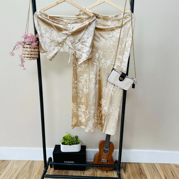 Reformation Beba 🕸Silk🕸 Two Piece | Sable 🎉SALE🎀 NEW - Picture 6 of 16